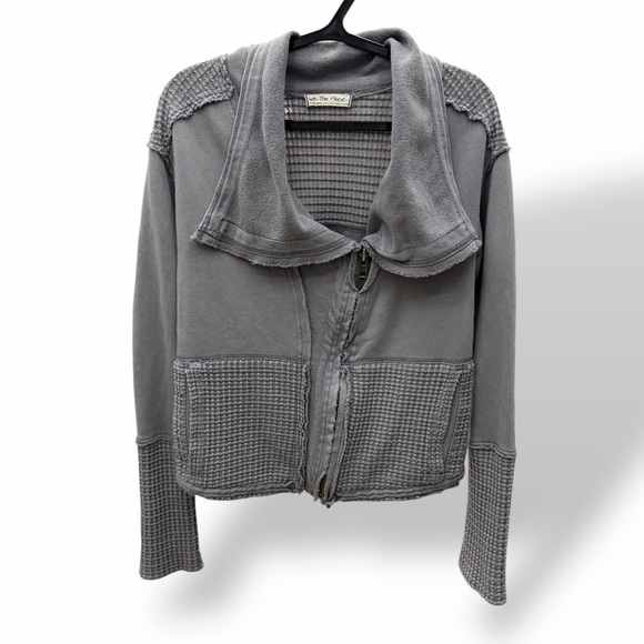 We The Free Jackets & Blazers - We The Free Women's Gray Textured Knit Bomber Jacket
